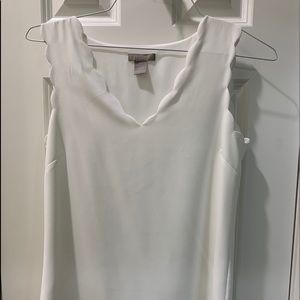 H&M scalloped neck shell